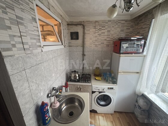 2 otaqlı Köhnə tikili, Şah İsmayıl Xətai m., Bakı