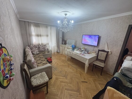 2 otaqlı Köhnə tikili, Şah İsmayıl Xətai m., Bakı