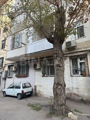 3 otaqlı Köhnə tikili, İnşaatçılar m., Bakı