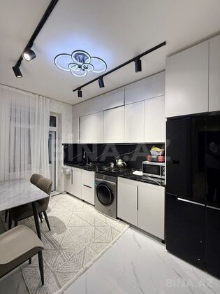 5 otaqlı Həyət evi/Bağ evi, Qaraçuxur q., Bakı
