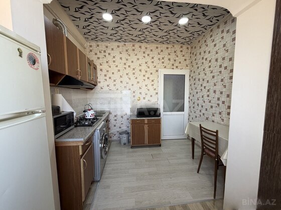 2 otaqlı Köhnə tikili, Xalqlar Dostluğu m., Bakı
