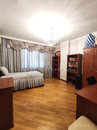 4 otaqlı Yeni tikili, Xalqlar Dostluğu m., Bakı