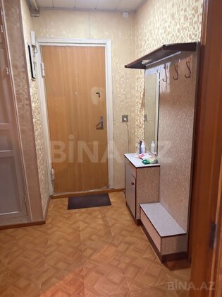 3 otaqlı Köhnə tikili, Xalqlar Dostluğu m., Bakı