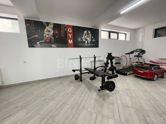 5 otaqlı Həyət evi/Bağ evi, Novxanı q., Bakı