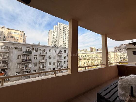 4 otaqlı Yeni tikili, 28 May m., Bakı