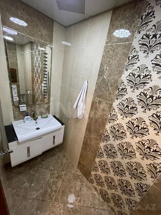 3 otaqlı Yeni tikili, Şah İsmayıl Xətai m., Bakı