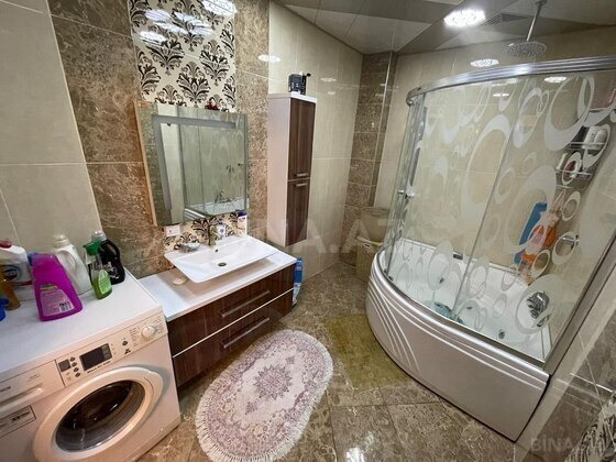 3 otaqlı Yeni tikili, Şah İsmayıl Xətai m., Bakı