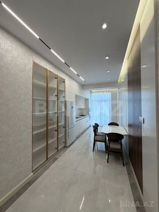 3 otaqlı Yeni tikili, Elmlər Akademiyası m., Bakı