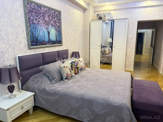 3 otaqlı Yeni tikili, Şah İsmayıl Xətai m., Bakı