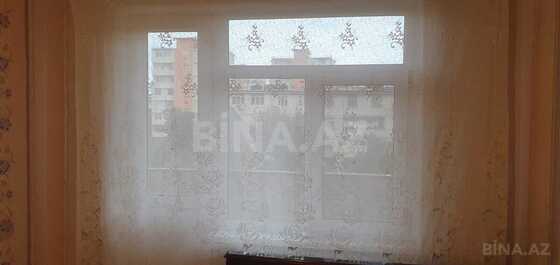 3 otaqlı Köhnə tikili, Bakıxanov q., Bakı