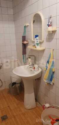 3 otaqlı Köhnə tikili, Bakıxanov q., Bakı