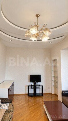 2 otaqlı Yeni tikili, 8 Noyabr m., Bakı