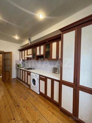 2 otaqlı Köhnə tikili, Neftçilər m., Bakı