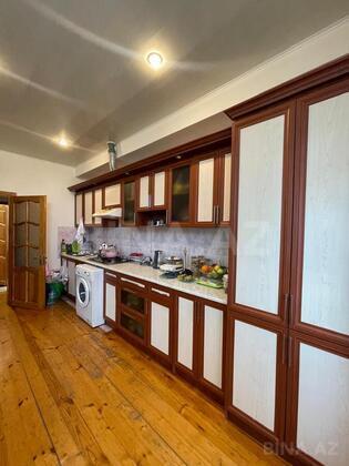 2 otaqlı Köhnə tikili, Neftçilər m., Bakı