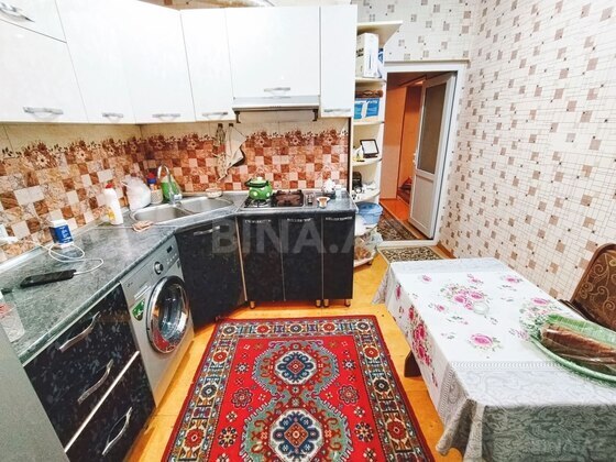 3 otaqlı Köhnə tikili, Xətai r., Bakı