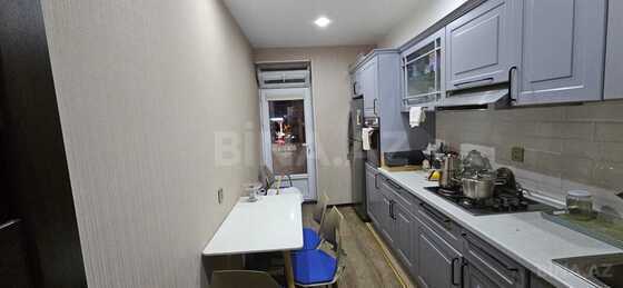 3 otaqlı Köhnə tikili, Qara Qarayev m., Bakı