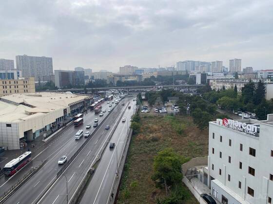 3 otaqlı Yeni tikili, 3-cü mikrorayon q., Bakı