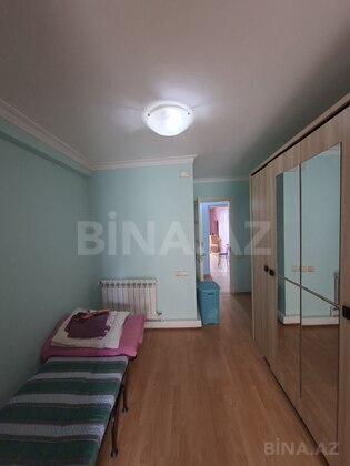 2 otaqlı Köhnə tikili, Nizami m., Bakı
