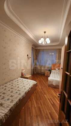 3 otaqlı Yeni tikili, Şah İsmayıl Xətai m., Bakı