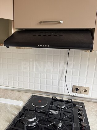 2 otaqlı Köhnə tikili, Bakıxanov q., Bakı