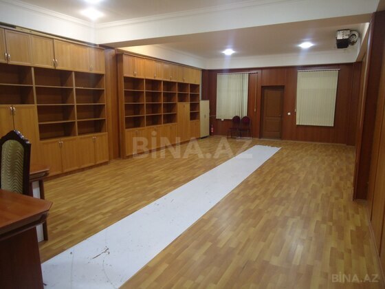 2 otaqlı Ofis, Şah İsmayıl Xətai m., Bakı