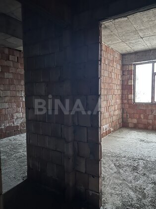 4 otaqlı Yeni tikili, İnşaatçılar m., Bakı