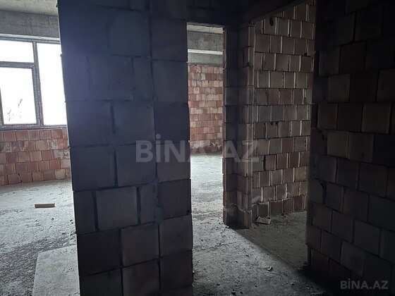 4 otaqlı Yeni tikili, İnşaatçılar m., Bakı