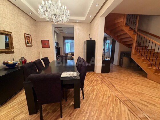 6 otaqlı Köhnə tikili, Nəriman Nərimanov m., Bakı