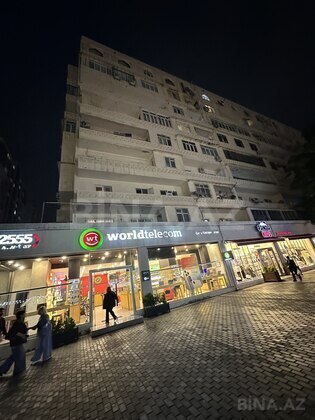 2 otaqlı Köhnə tikili, Qara Qarayev m., Bakı