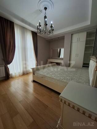 4 otaqlı Yeni tikili, Sahil m., Bakı