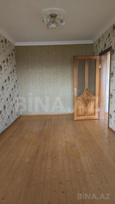 4 otaqlı Köhnə tikili, Sumqayıt