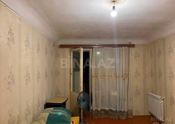 1 otaqlı Köhnə tikili, Neftçilər m., Bakı