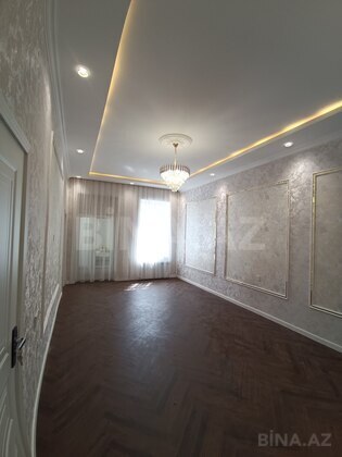 2 otaqlı Köhnə tikili, 28 May m., Bakı