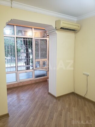 4 otaqlı Ofis, Memar Əcəmi m., Bakı