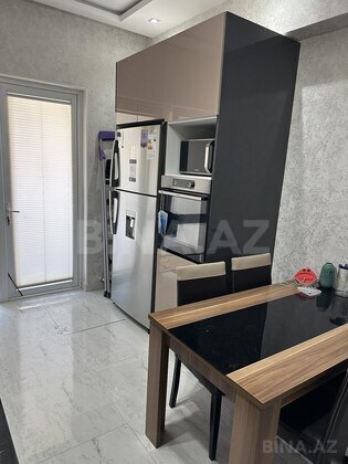 3 otaqlı Yeni tikili, Nizami m., Bakı