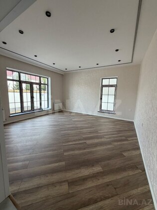 4 otaqlı Həyət evi/Bağ evi, Novxanı q., Bakı