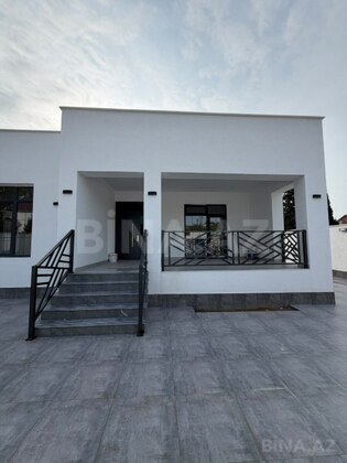 4 otaqlı Həyət evi/Bağ evi, Novxanı q., Bakı