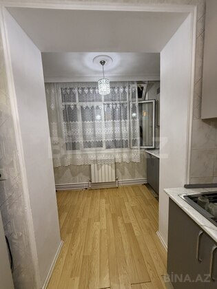 2 otaqlı Köhnə tikili, 28 May m., Bakı