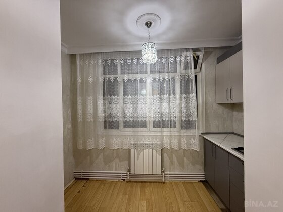 2 otaqlı Köhnə tikili, 28 May m., Bakı