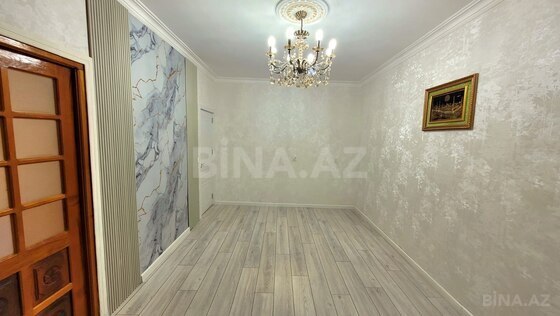 3 otaqlı Köhnə tikili, Azadlıq Prospekti m., Bakı