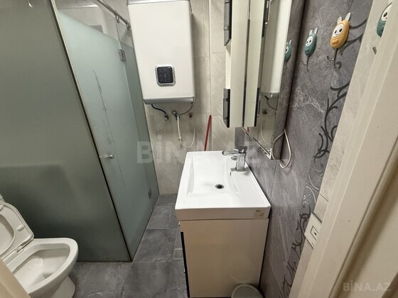 3 otaqlı Köhnə tikili, Qara Qarayev m., Bakı