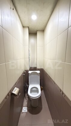3 otaqlı Köhnə tikili, Memar Əcəmi m., Bakı