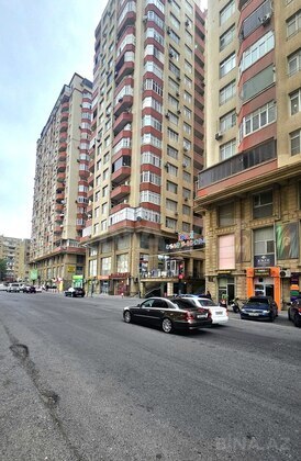 3 otaqlı Yeni tikili, 8-ci kilometr q., Bakı
