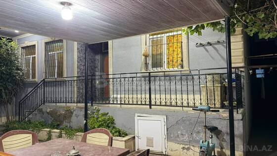 4 otaqlı Həyət evi/Bağ evi, Qaraçuxur q., Bakı