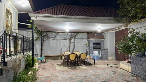 4 otaqlı Həyət evi/Bağ evi, Qaraçuxur q., Bakı