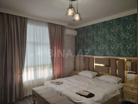 8 otaqlı Həyət evi/Bağ evi, Qəbələ