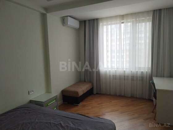 3 otaqlı Yeni tikili, İnşaatçılar m., Bakı