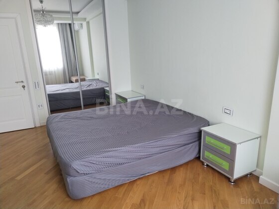 3 otaqlı Yeni tikili, İnşaatçılar m., Bakı