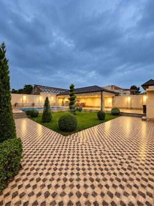 6 otaqlı Həyət evi/Bağ evi, Mərdəkan q., Bakı