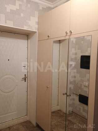 3 otaqlı Köhnə tikili, Bakıxanov q., Bakı